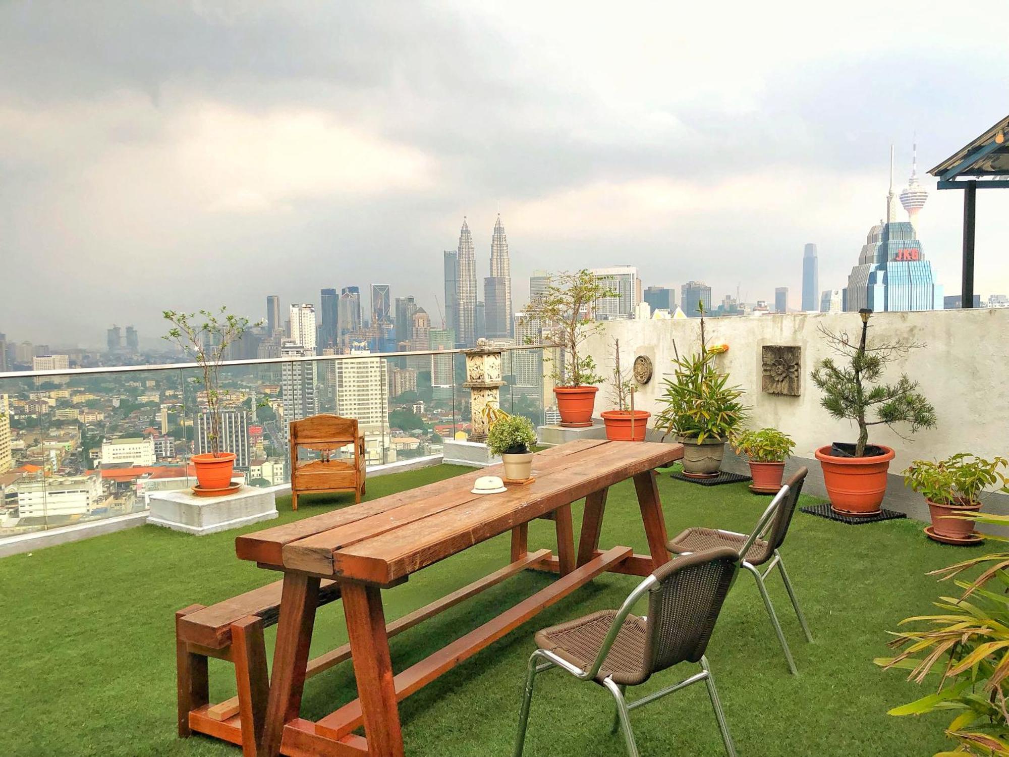 Penthouse On 34 - The Highest Unit And Best Views In Regalia & Private Rooftop Terrace Куала-Лумпур Экстерьер фото
